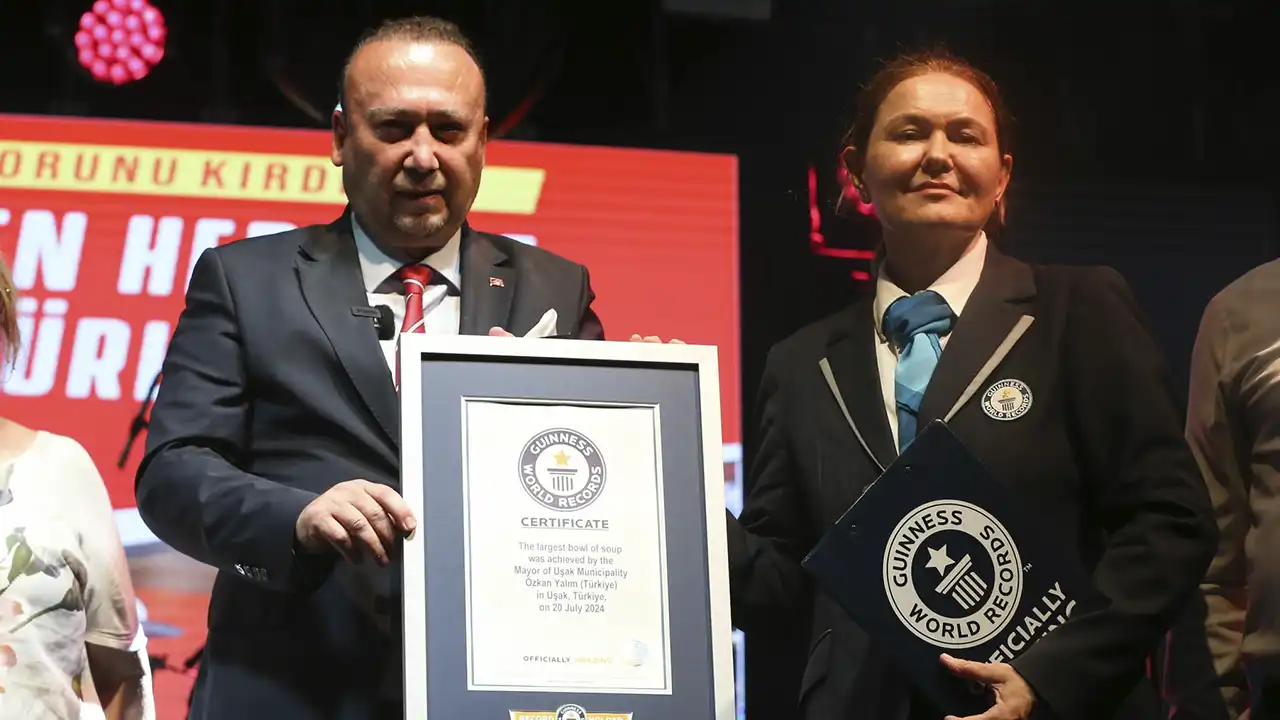 Uşak Tarhanası Ödülünü Aldı