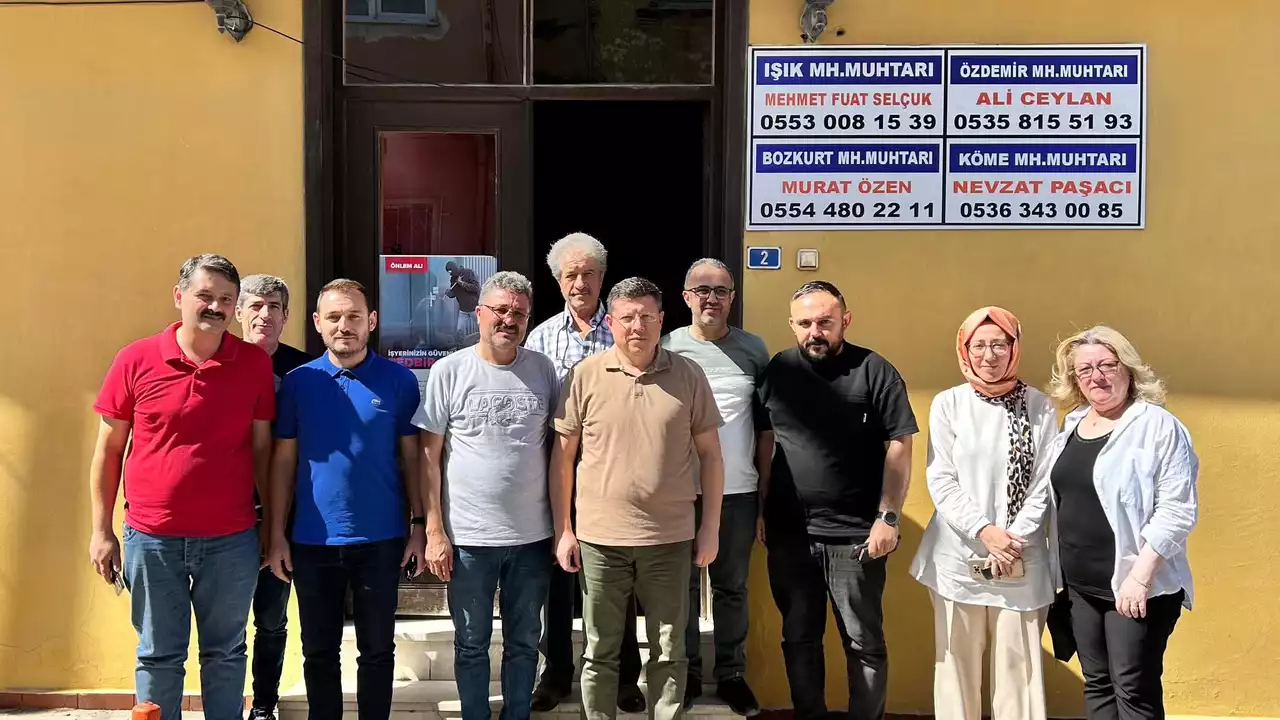 Ak Parti Uşak Heyeti Ziyaretlerine Devam Ediyor