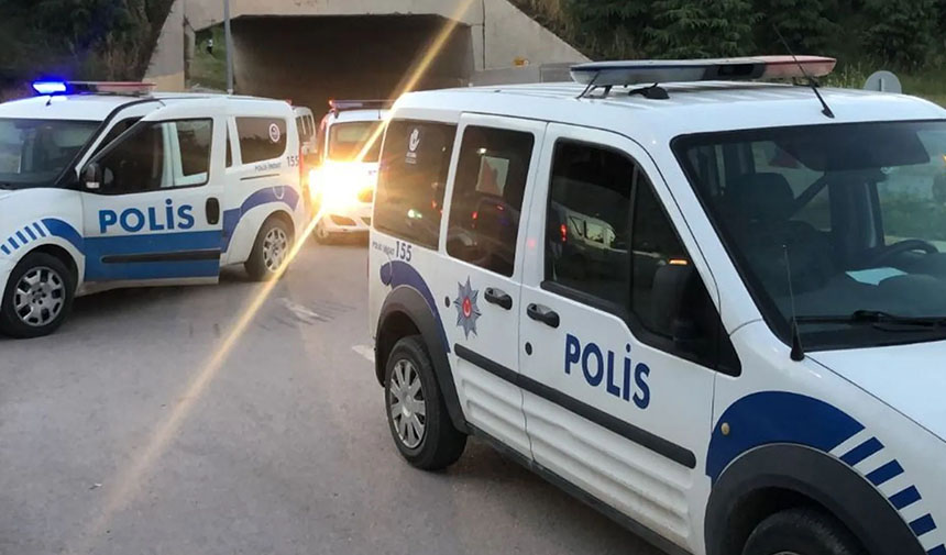 Manisa'da silahla yaralanan seyyar satıcı şahıs hastaneye kaldırıldı