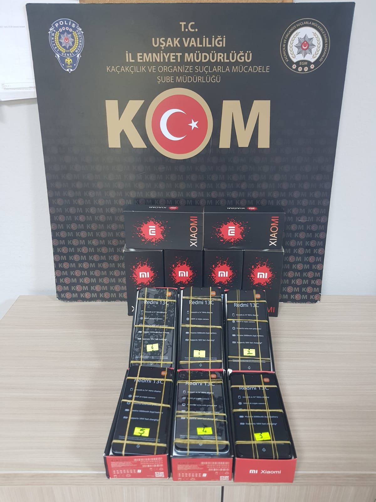 Uşak’ta Kaçak Telefon Operasyonu