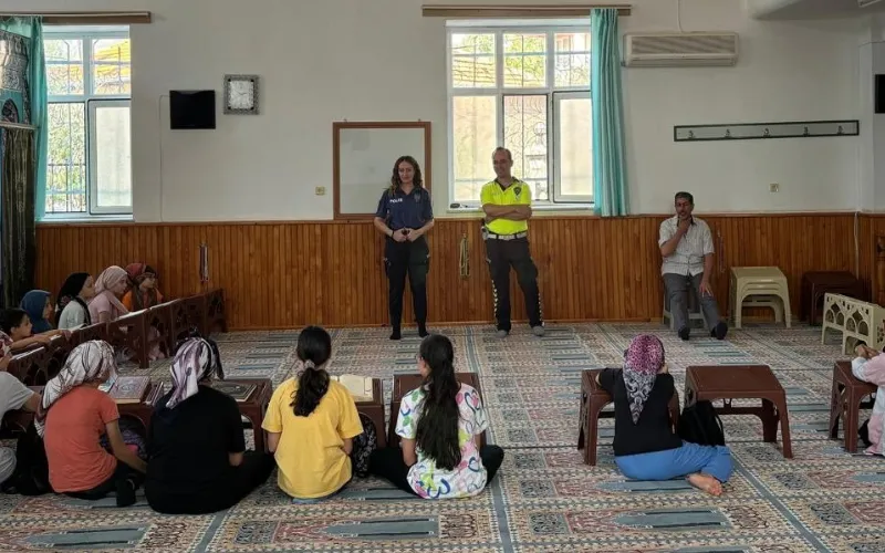 Eşme’de Yaz Kur’an Kursu Öğrencilerine Trafik Eğitimi