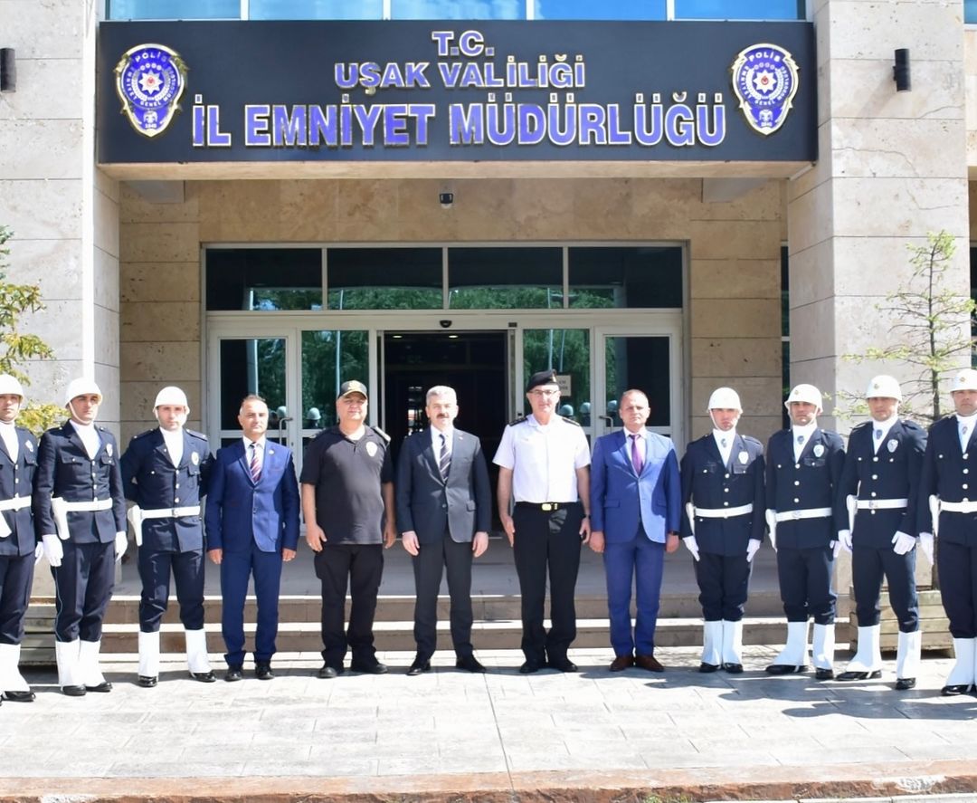 Uşak Valisi Dr. Turan Ergün’den İl Emniyet Müdürlüğüne Önemli Ziyaret