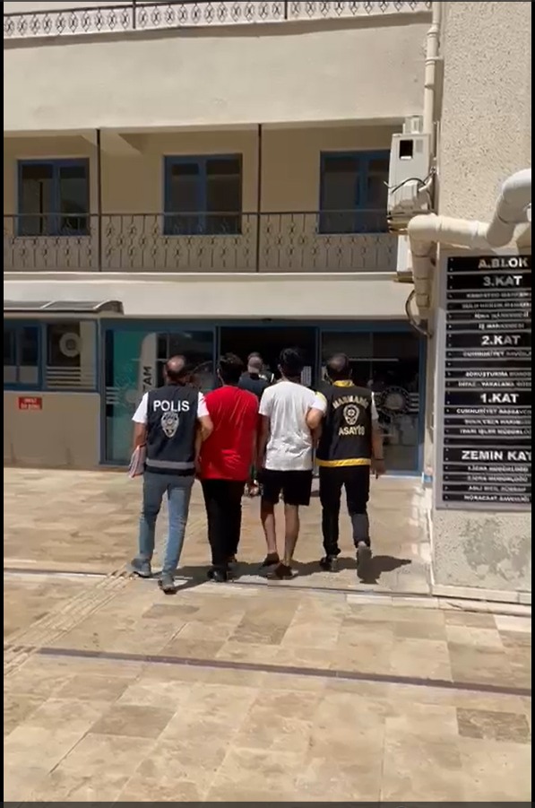 Marmaris'te çocukları alıkoyarak zorla çalıştırdıkları öne sürülen 5 zanlı tutuklandı