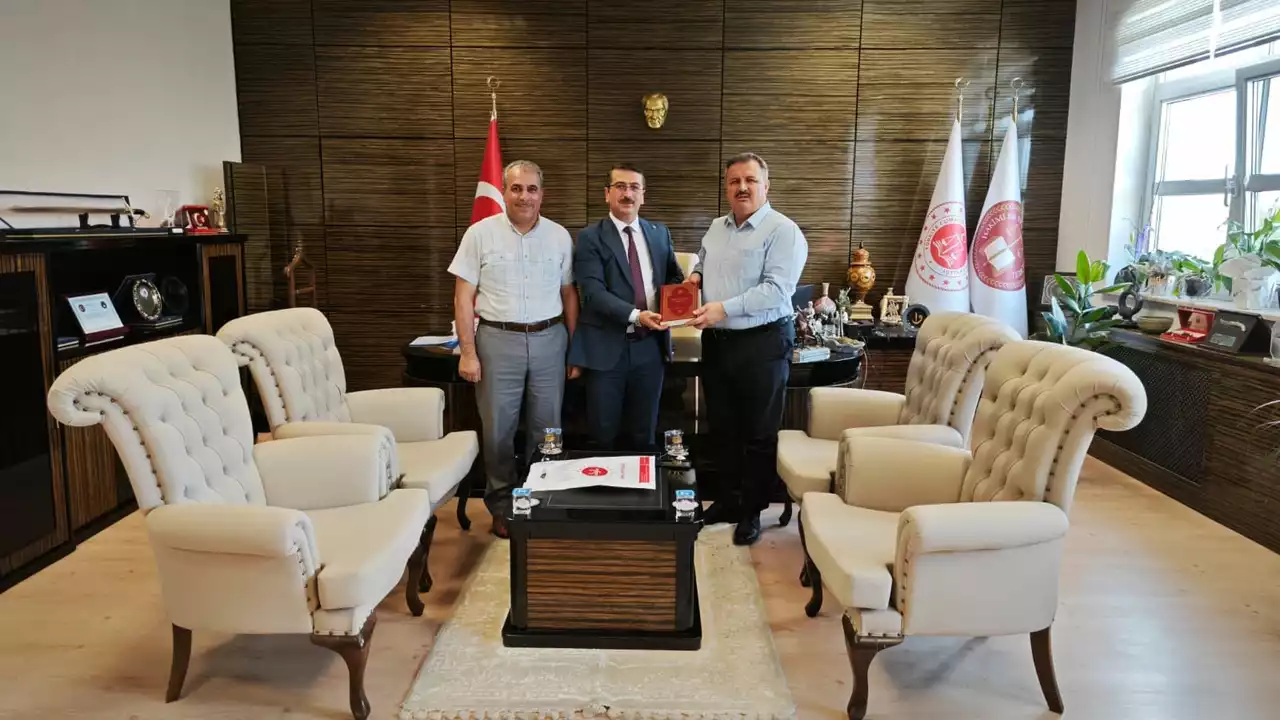 Uşak Müftüsü Çakır Başsavcıya Hayırlı Olsun Ziyareti