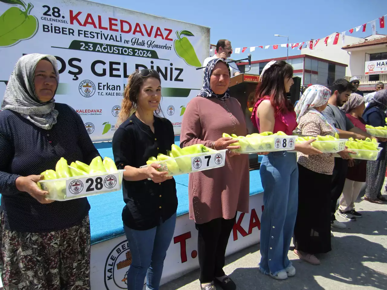 Kale'de biber yarışması yapıldı