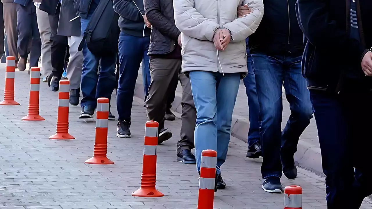 Aydın'da uyuşturucu operasyonunda 32 şüpheli yakalandı