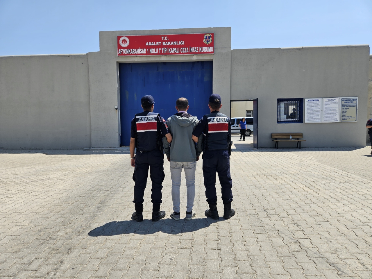 Afyonkarahisar'da 19 yıl kesinleşmiş hapis cezası olan kişi yakalandı