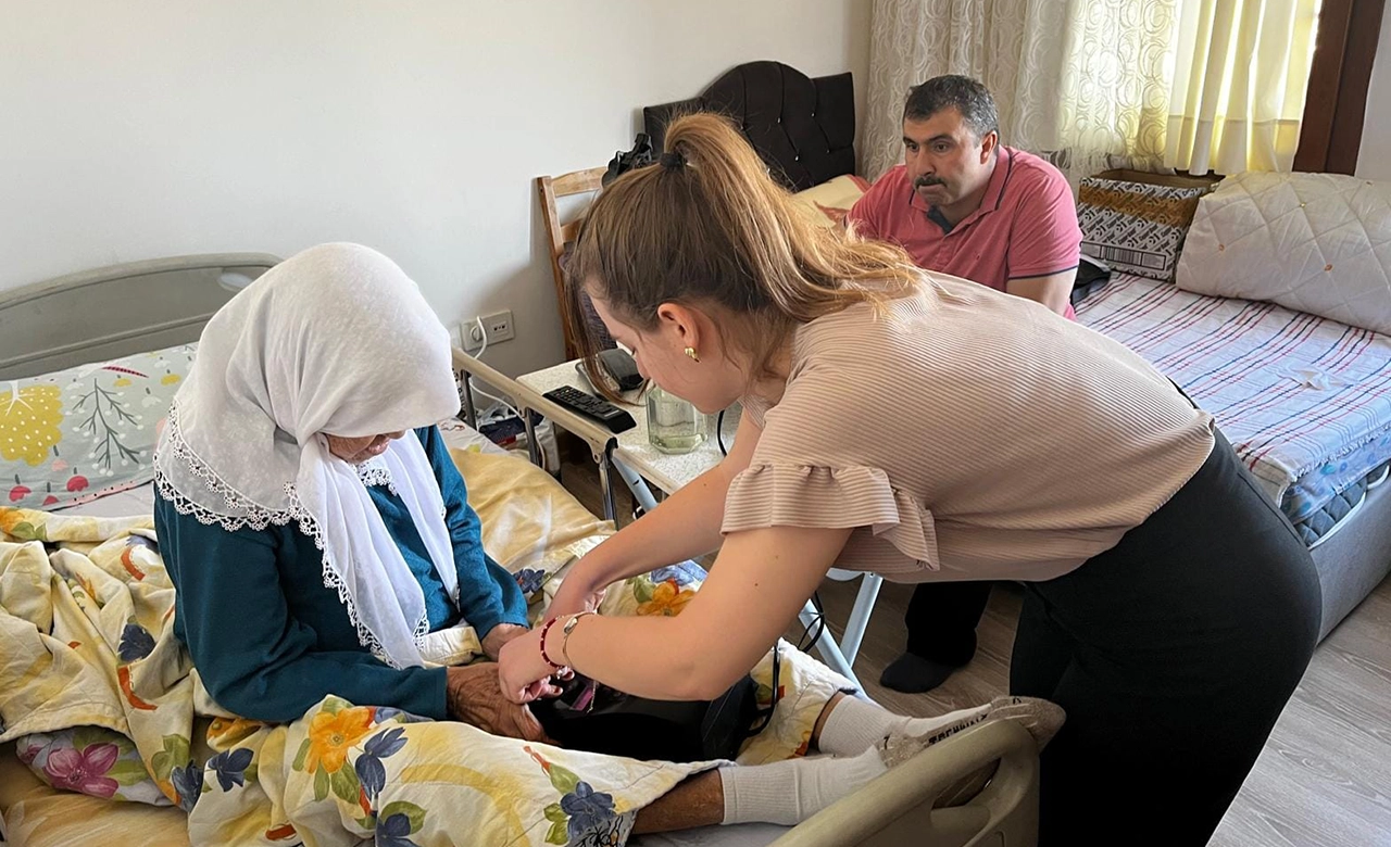 Uşak'ta Adreste Nüfus Hizmeti Devam Ediyor