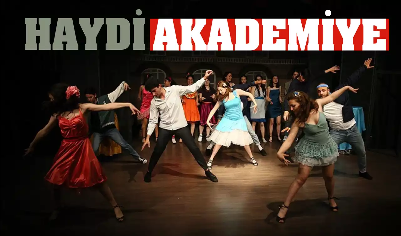 Uşak Akademi Tiyatro Eğitimleri Başlıyor