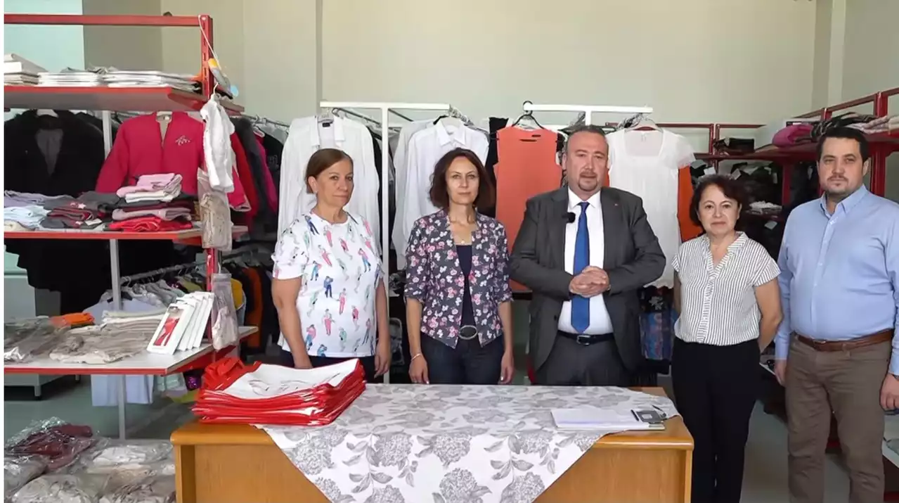 Uşak Belediye Başkanı Yalım Yardım Kampanyası Başlattı