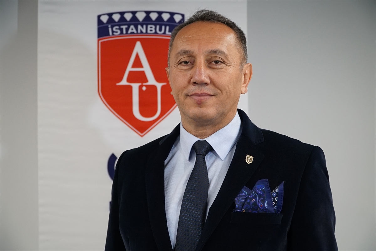 Altınbaş Üniversitesi'nden "Ergonomik Ayna Projesi"