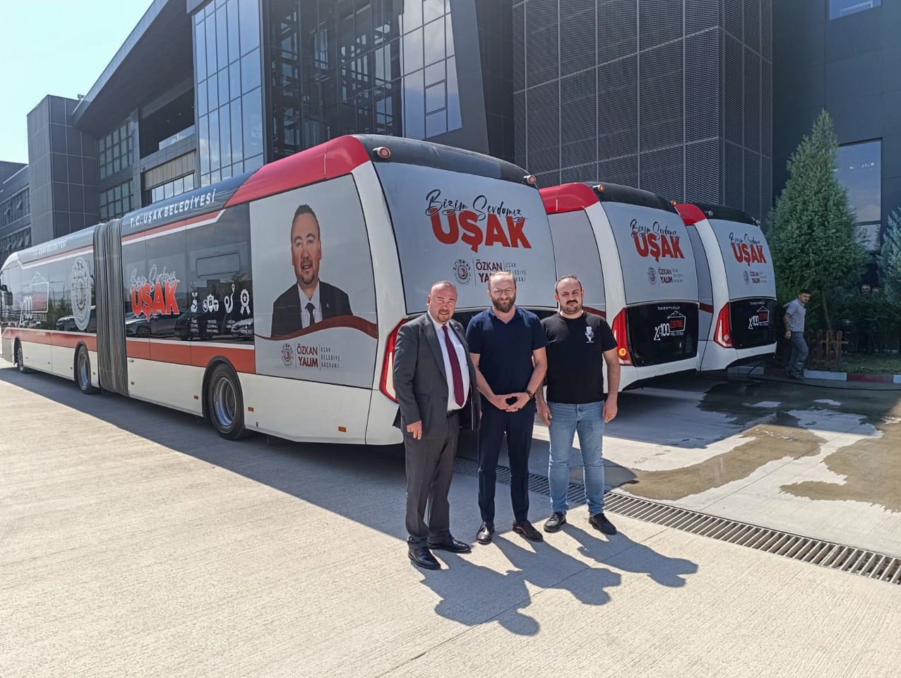 Uşak’ta %100 Elektrikli Otobüsler Hizmete Hazır