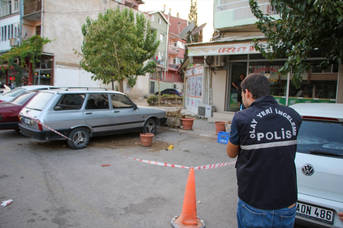 Uşak'ta iki aile arasında bıçaklar konuştu: 5 yaralı