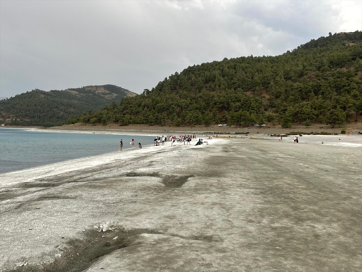 BURDUR - Salda Gölü'ne giren genç boğuldu