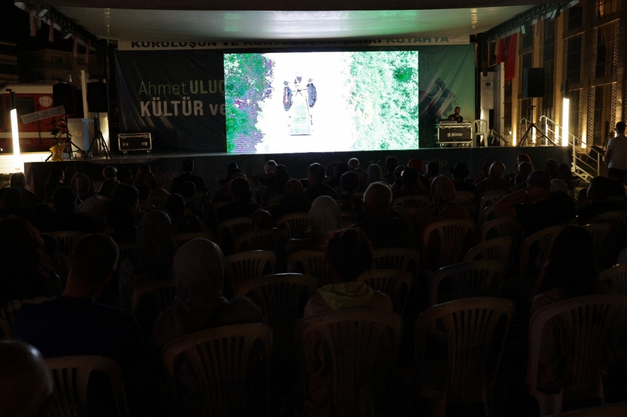 Kütahya’da "Zaferin Yolu, Ruhundaki Ateş" belgeseli ilgi gördü