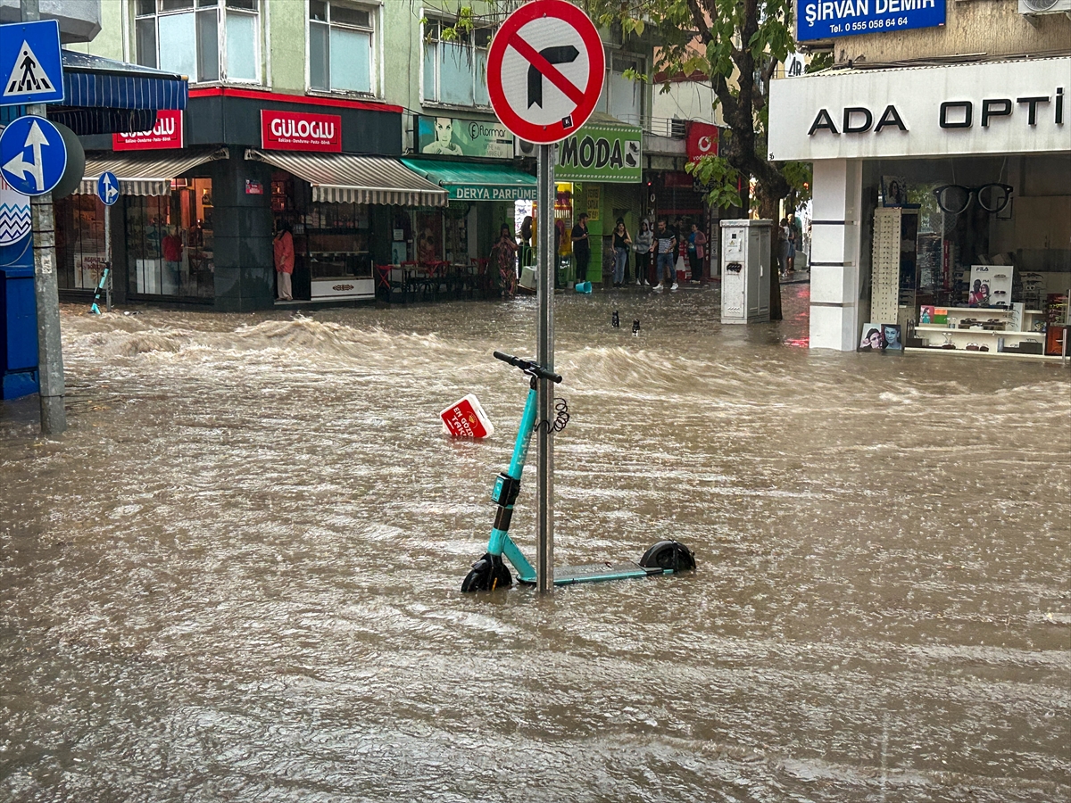 Uşak'ta Her Şiddetli Yağış Sonrası Manzara Aynı