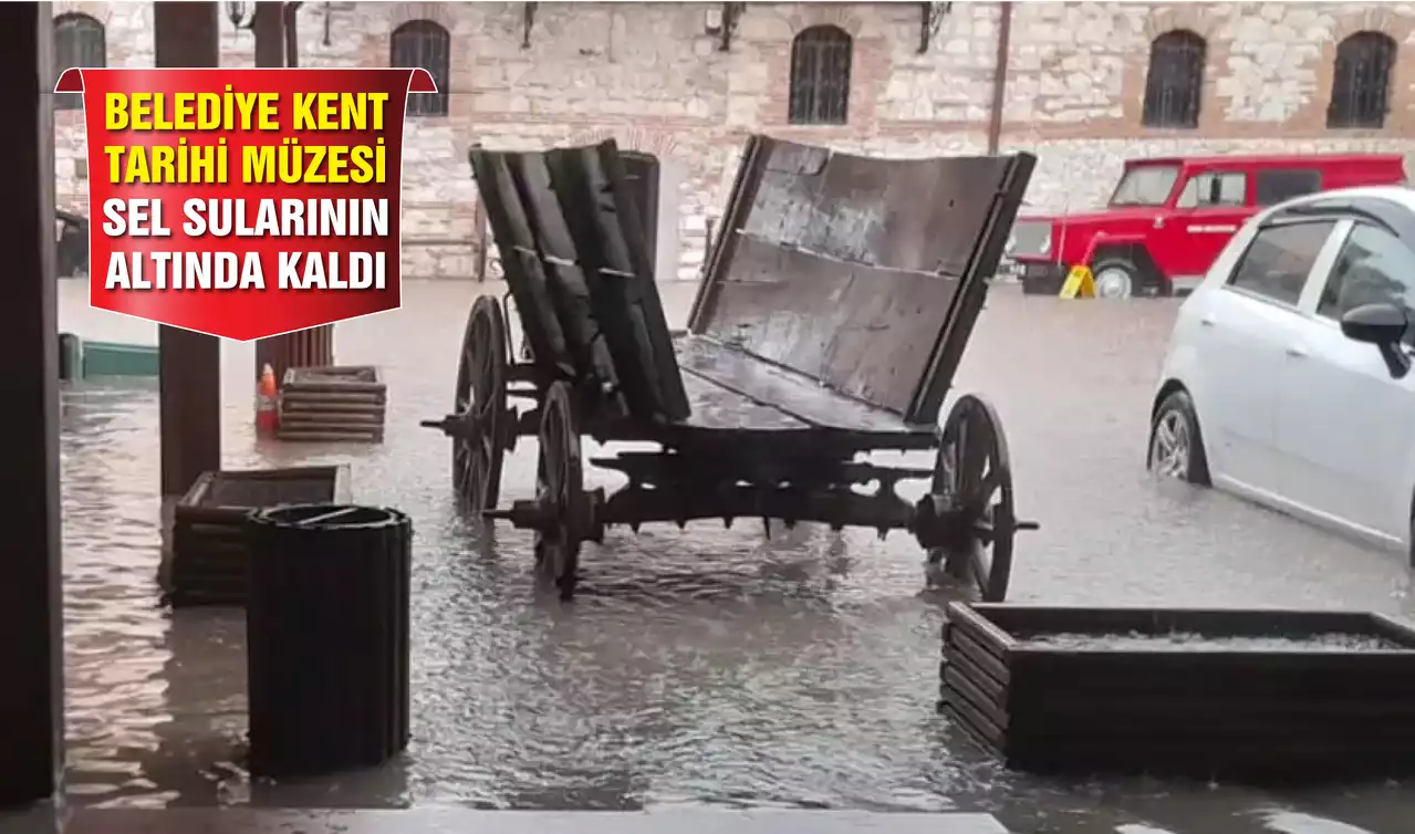 Selden Nasibini Alan Uşak Belediye Kent Tarih Müzesi  Ziyarete Kapatıldı