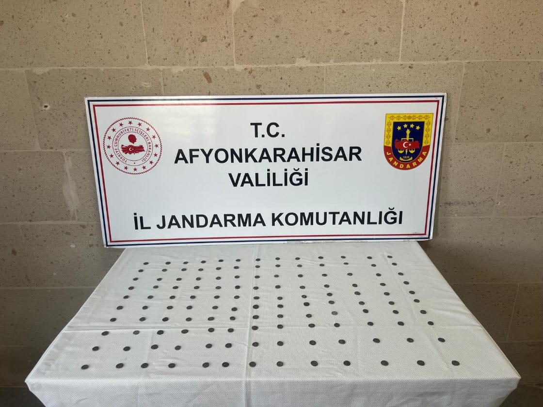Afyonkarahisar'da tarihi eser operasyonunda 3 şüpheli yakalandı