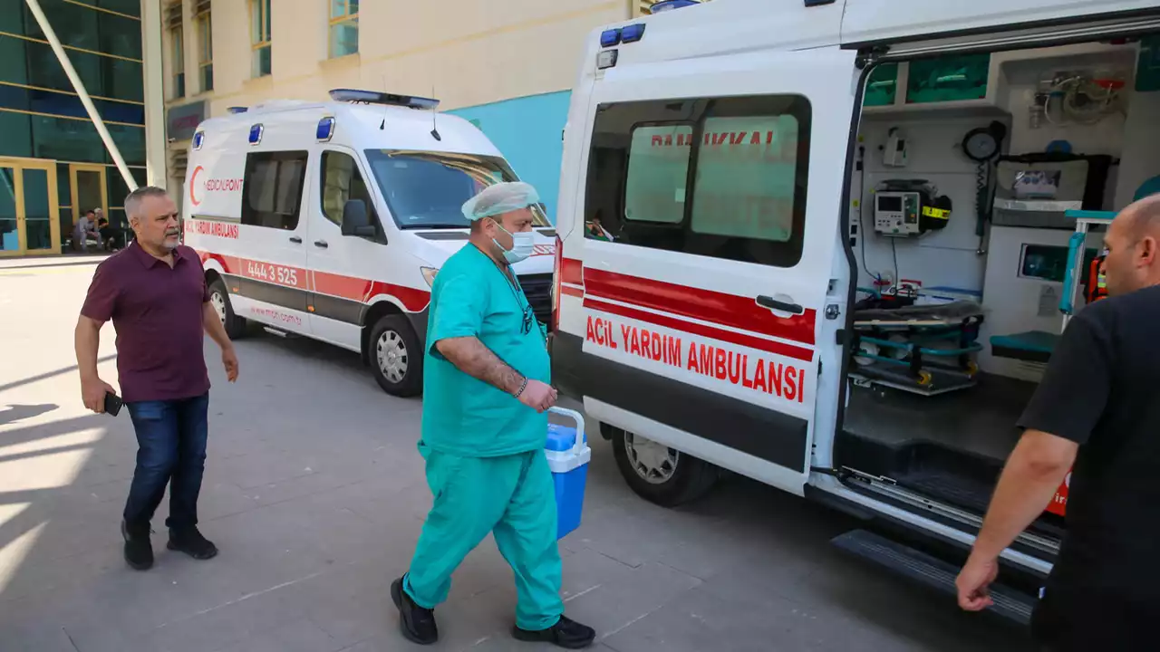 Uşak'ta beyin ölümü gerçekleşen kişinin organları 2 kişiye can oldu