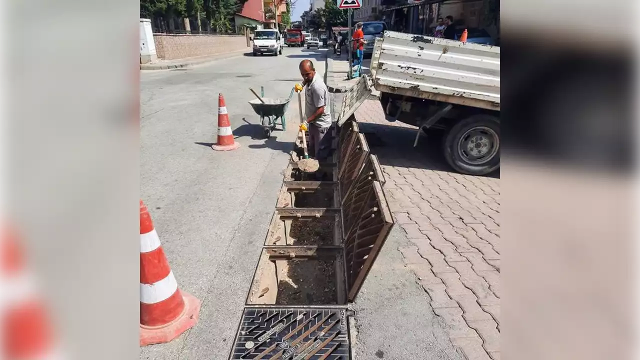 Uşak Belediyesinden Sel Baskınlarına Karşı Kanal Uyarısı