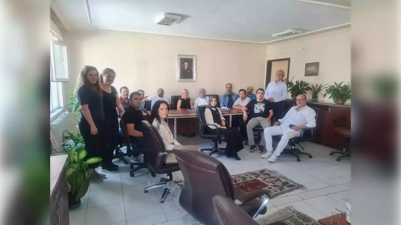 Eşme Meslek Yüksekokulu Akademik Kurul Toplantısı Gerçekleştirildi