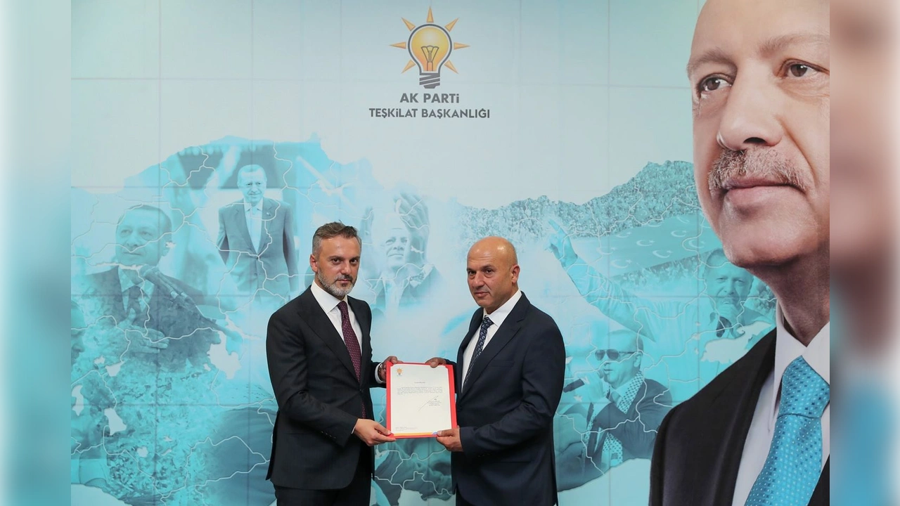 Sivaslı AK Parti’de Kan Değişimi