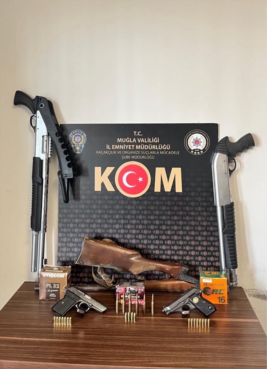 Muğla'da silah kaçakçılığı operasyonunda 13 şüpheli yakalandı