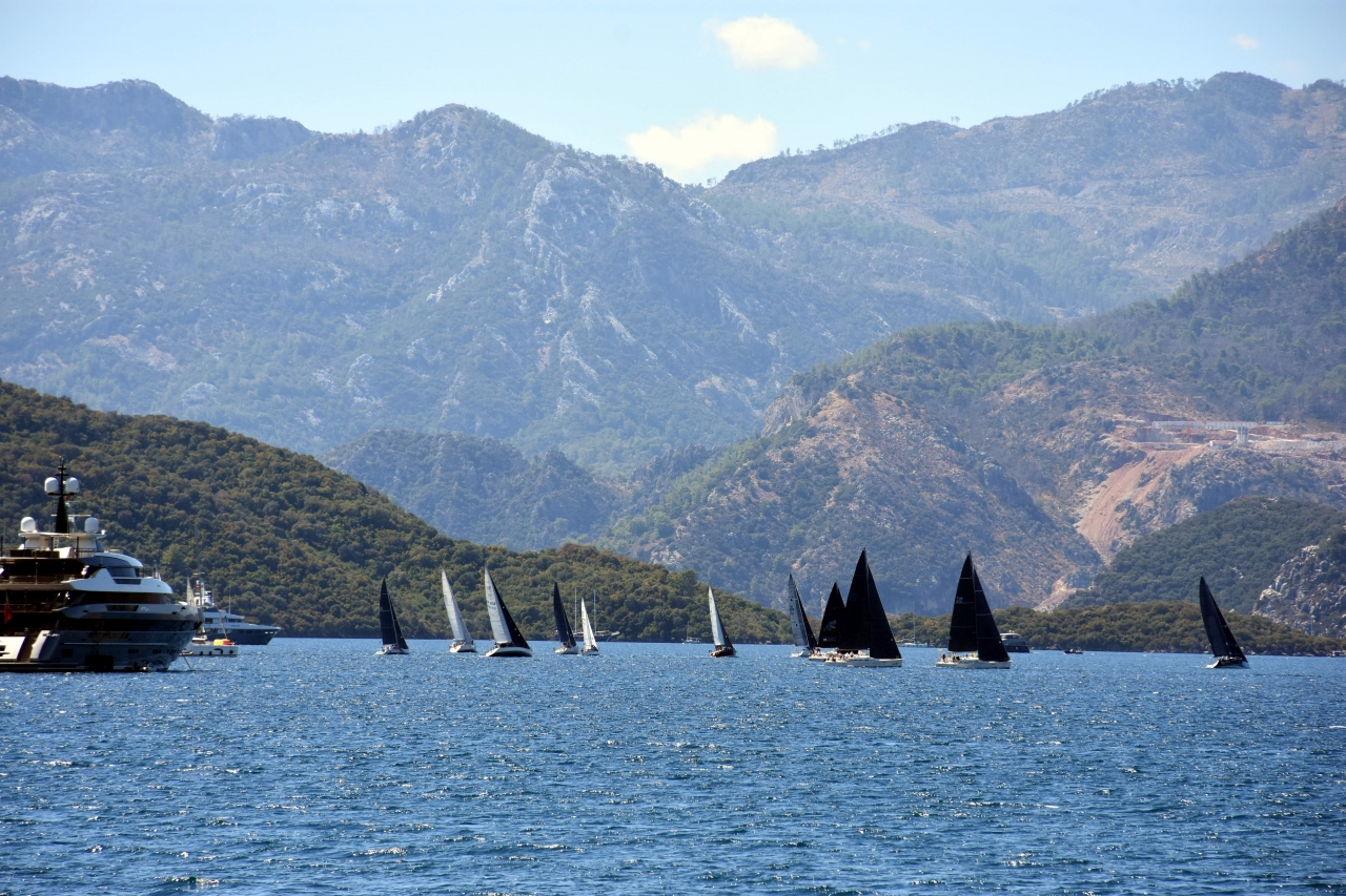 17. Uluslararası Channel Regatta Yelkenli Yat Yarışları, Marmaris'te başladı