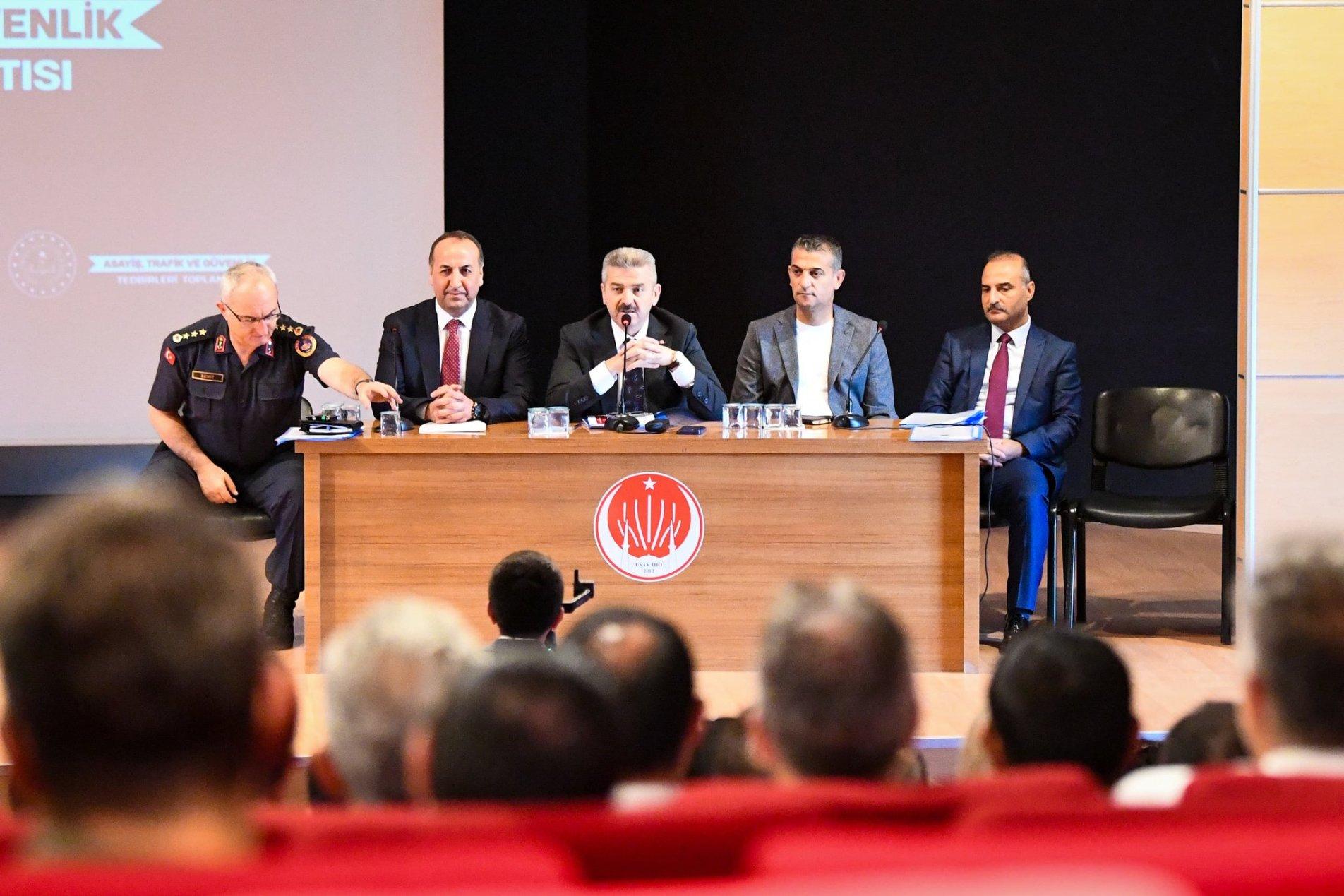 Uşak’ta Trafik ve Okul Güvenliği Toplantısı Yapıldı