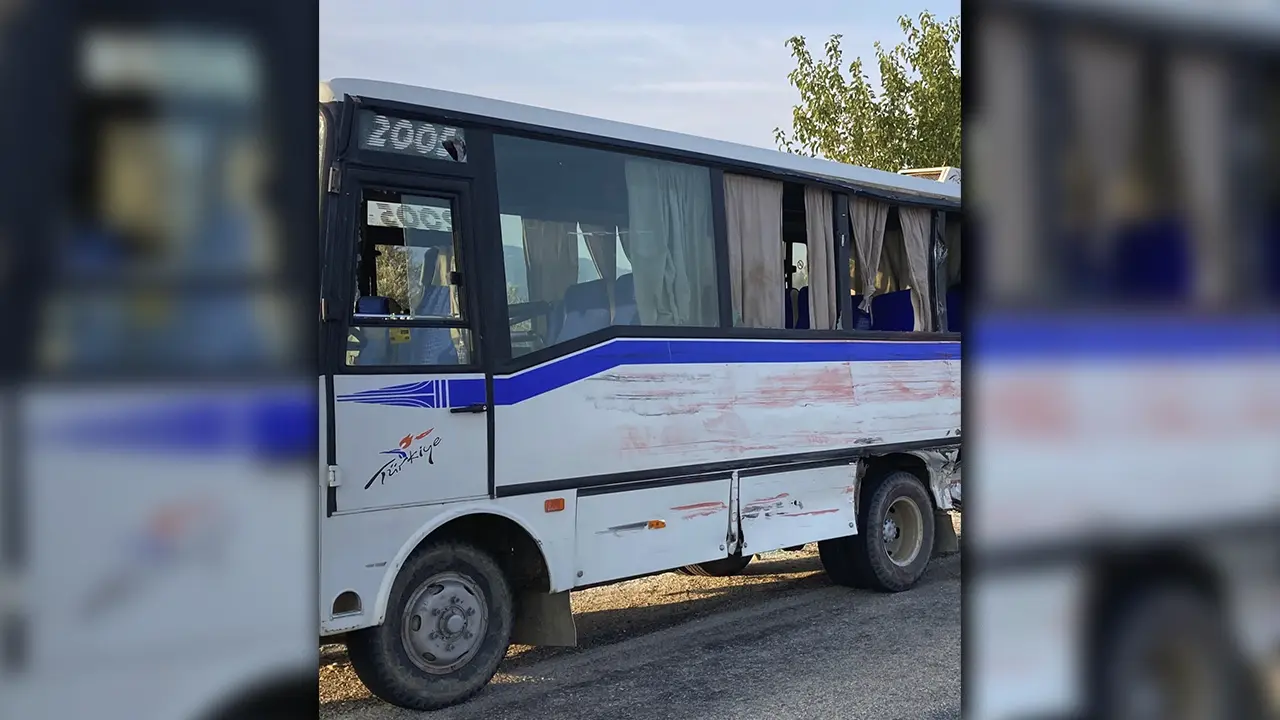 Uşak Eşme Yolunda Feci Kaza: 1 İşçi Hayatını Kaybetti, 5 Yaralı