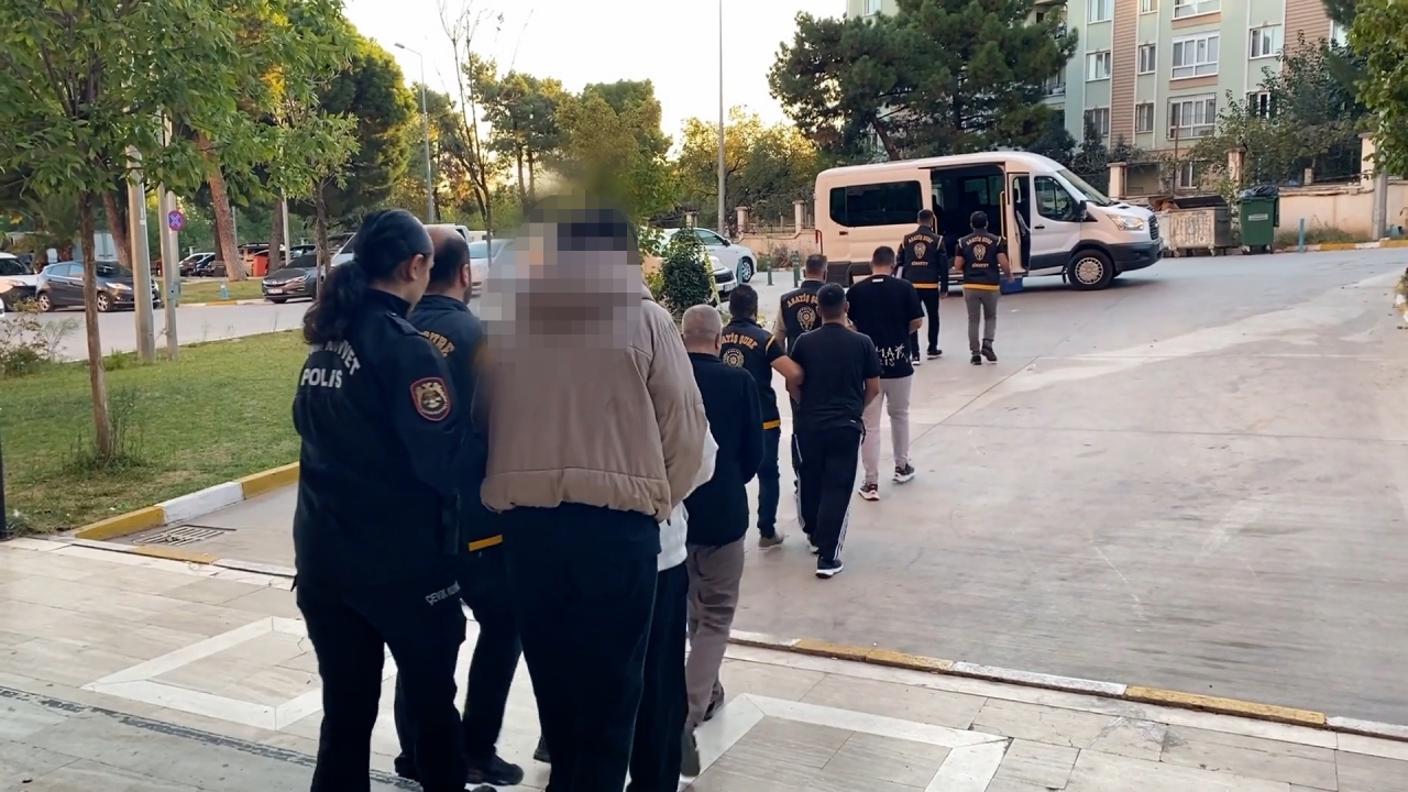 Manisa'daki suç örgütü operasyonunda 7 şüpheli tutuklandı