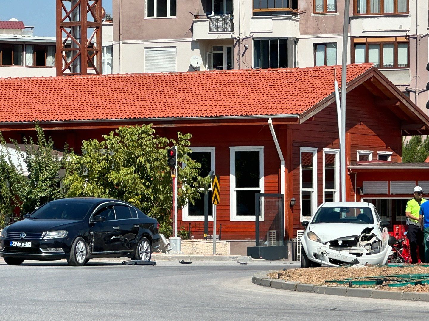 Stadyum Kavşağında Maddi Hasarlı Kaza