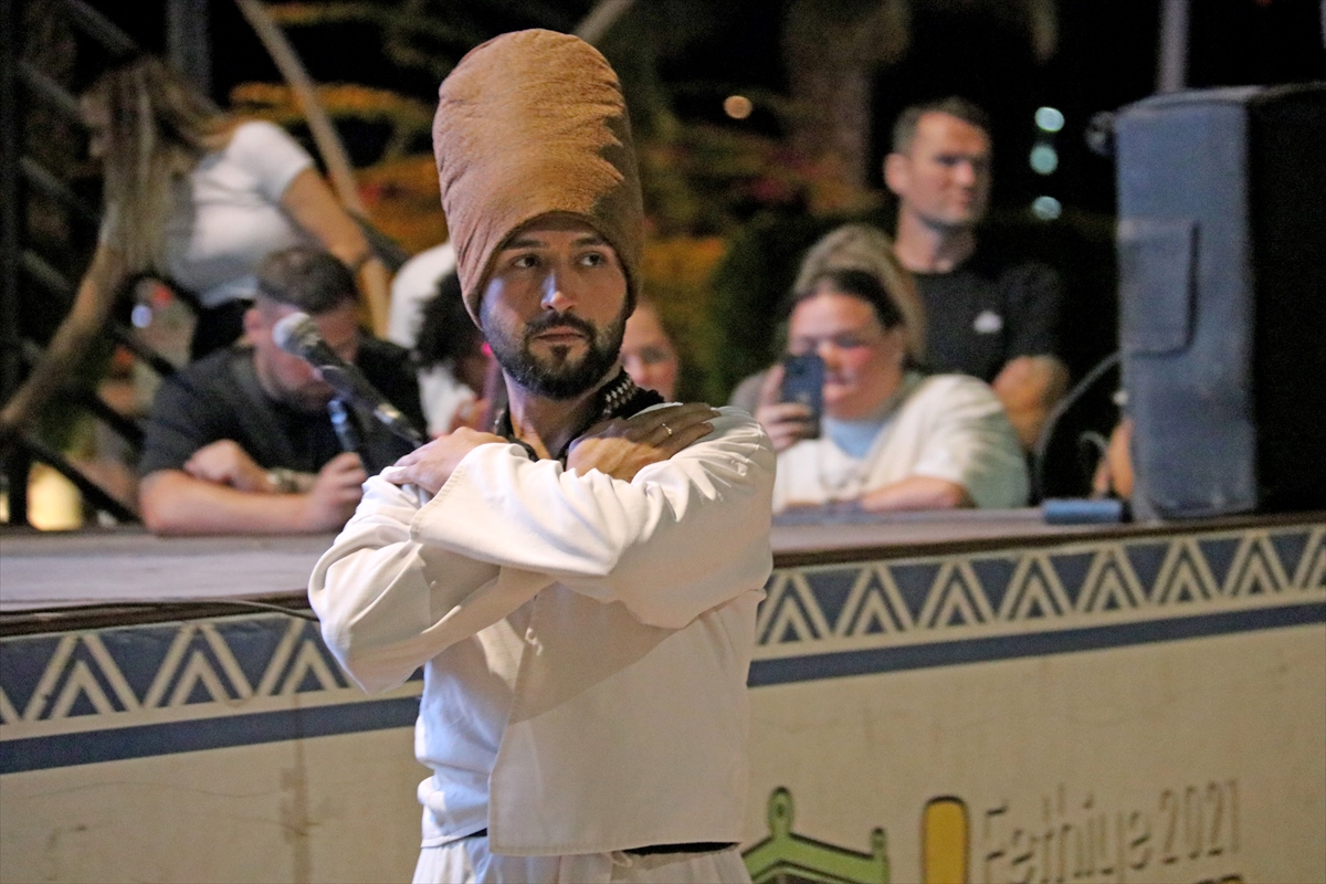 Fethiye’de uluslararası halk oyunları festivali