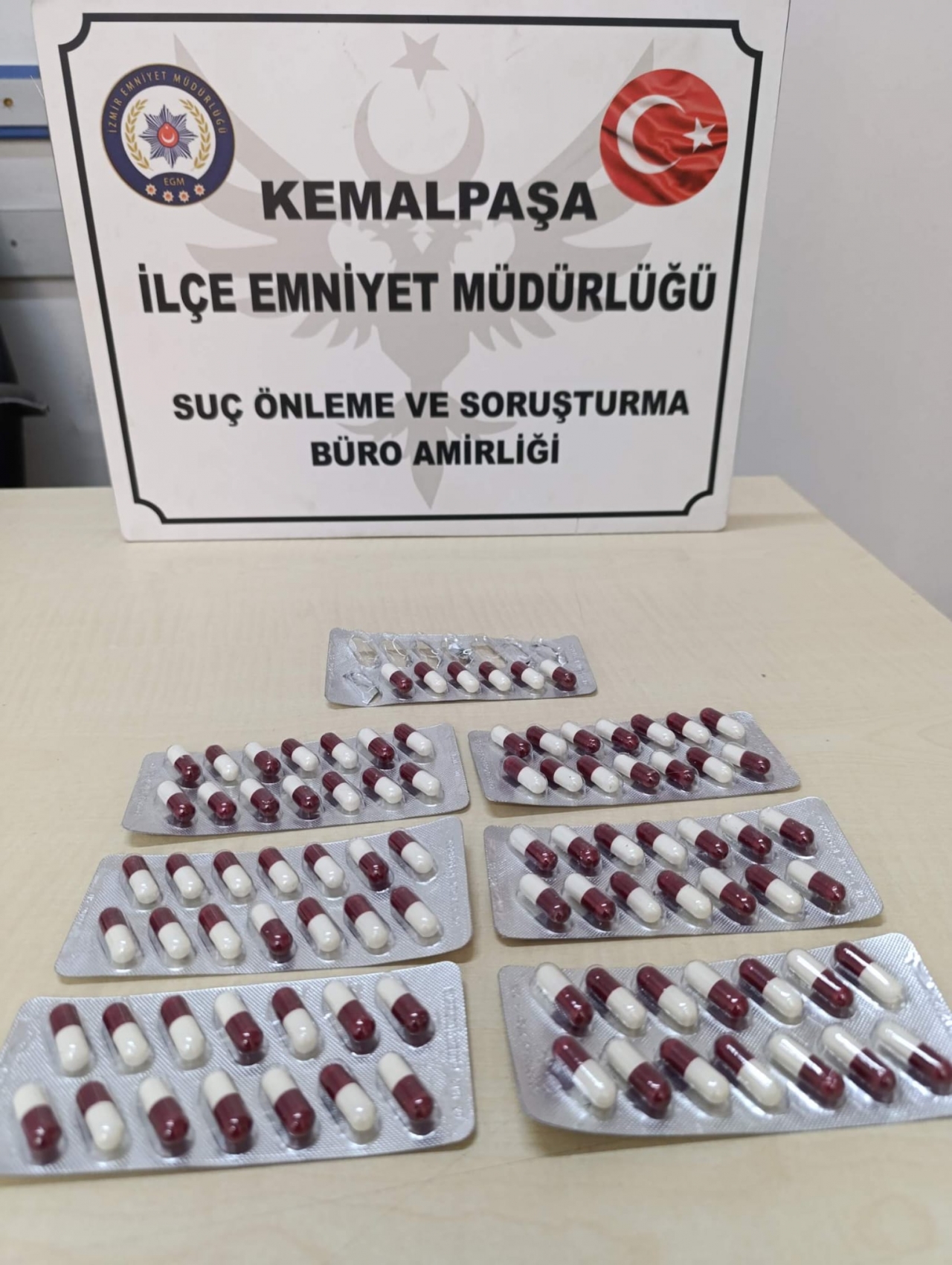 Kemalpaşa'da uyuşturucu ele geçirildi