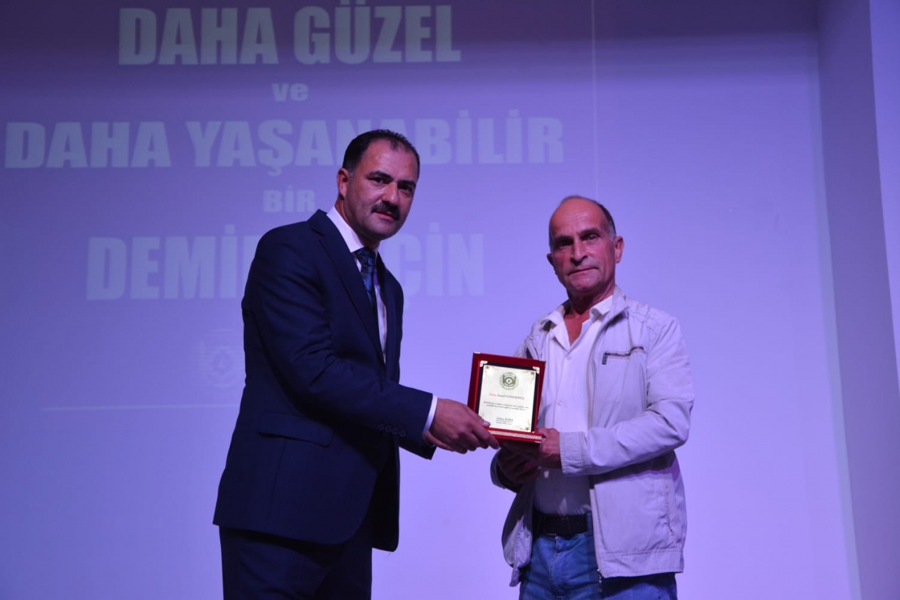 Demirci Belediye Başkanı Kara ilçedeki çalışmaları anlattı