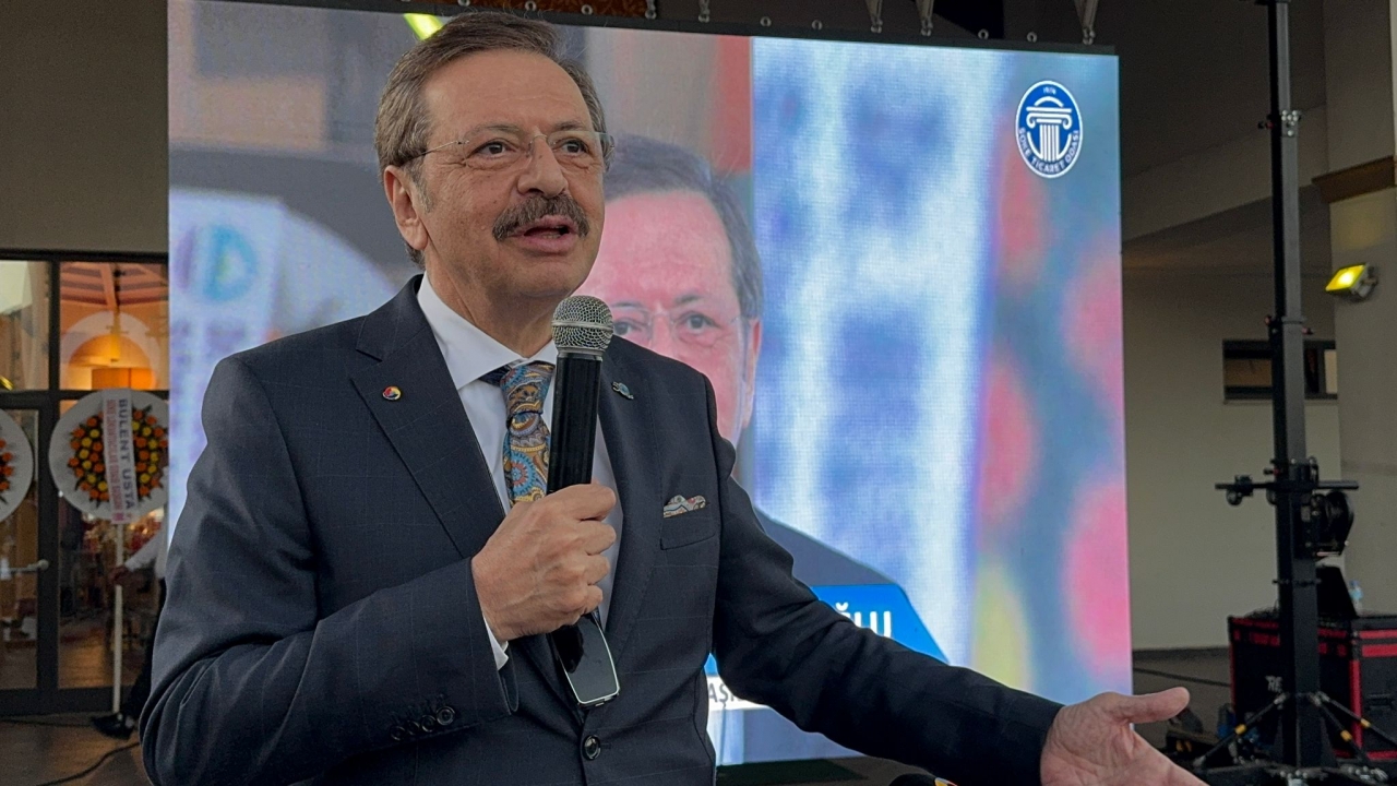 TOBB Başkanı Hisarcıklıoğlu, Söke Ticaret Odasının 50. yılı etkinliğine katıldı