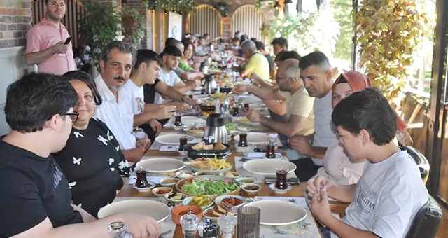 MELEK SU TEKNİK VE BİLİM KOLEJİ VELİ VE ÖĞRENCİLERİ İLE KAHVALTIDA BULUŞTU
