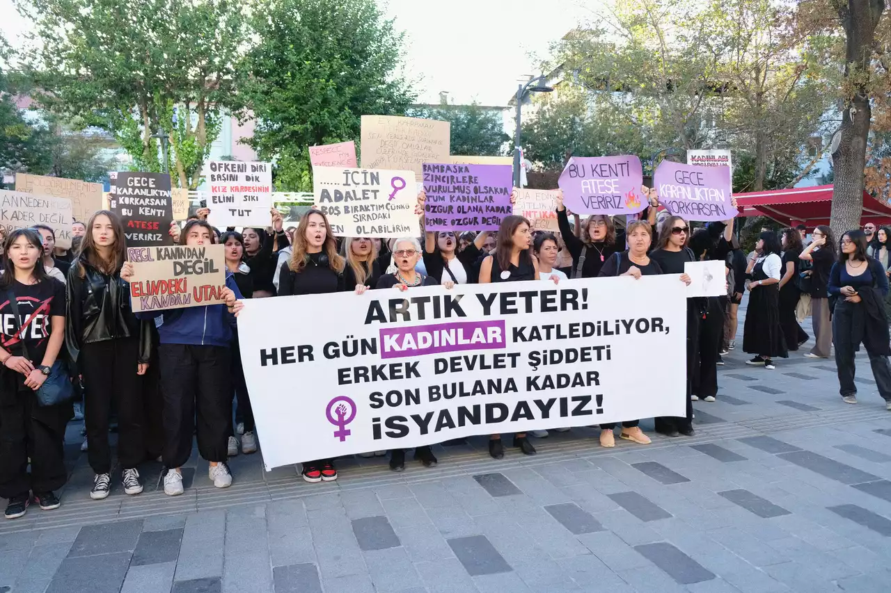 Uşaklı Kadınlar ’’Adalet Biziz Susmayacağız..!’’