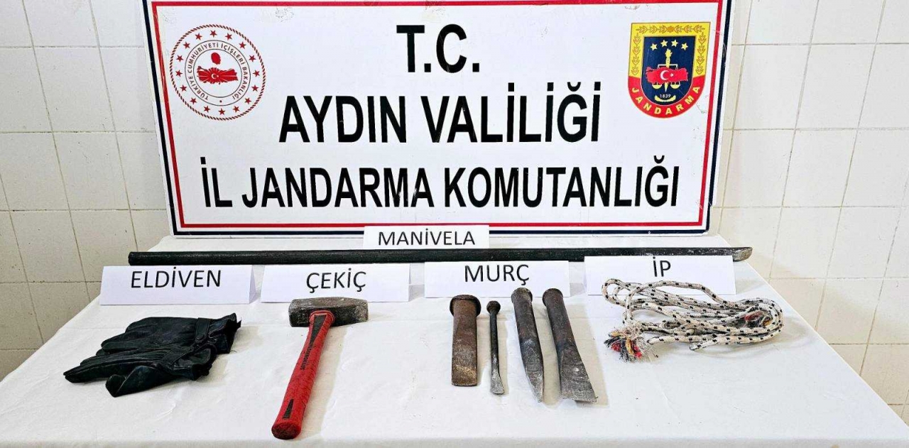 Çine'de kaçak kazı yapan 6 kişi yakalandı