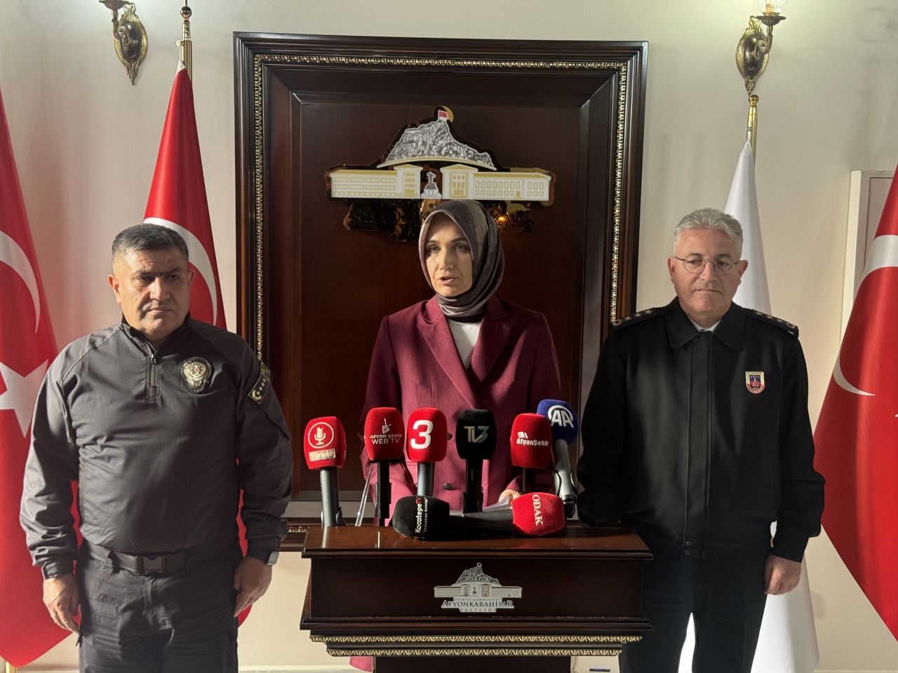Afyonkarahisar'da asayiş değerlendirme toplantısı yapıldı