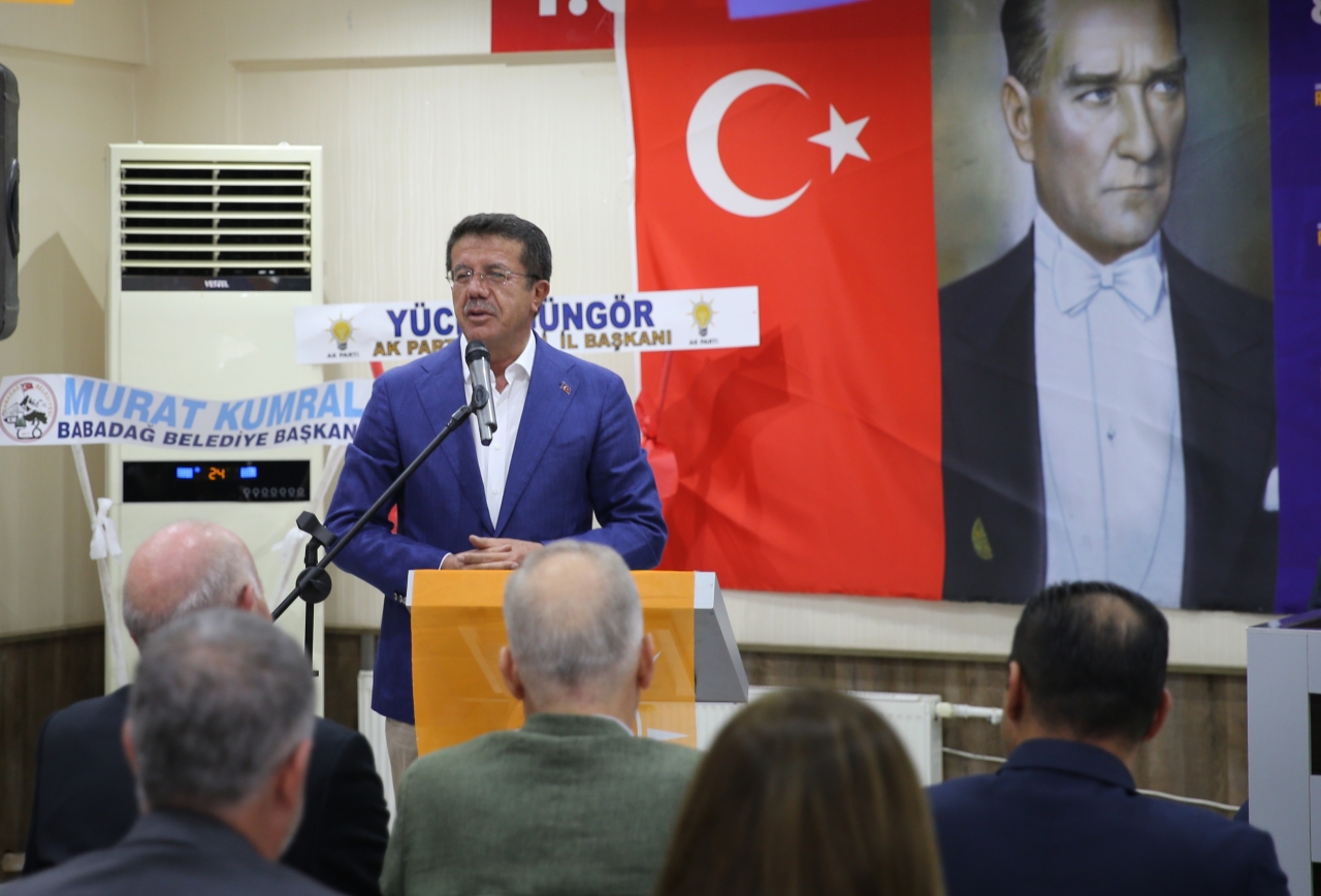 AK Parti'li Zeybekci, Babadağ İlçe Kongresi'nde konuştu: