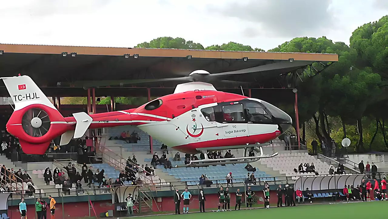 İzmir'deki amatör futbol ligi maçına "hava ambulansı" arası