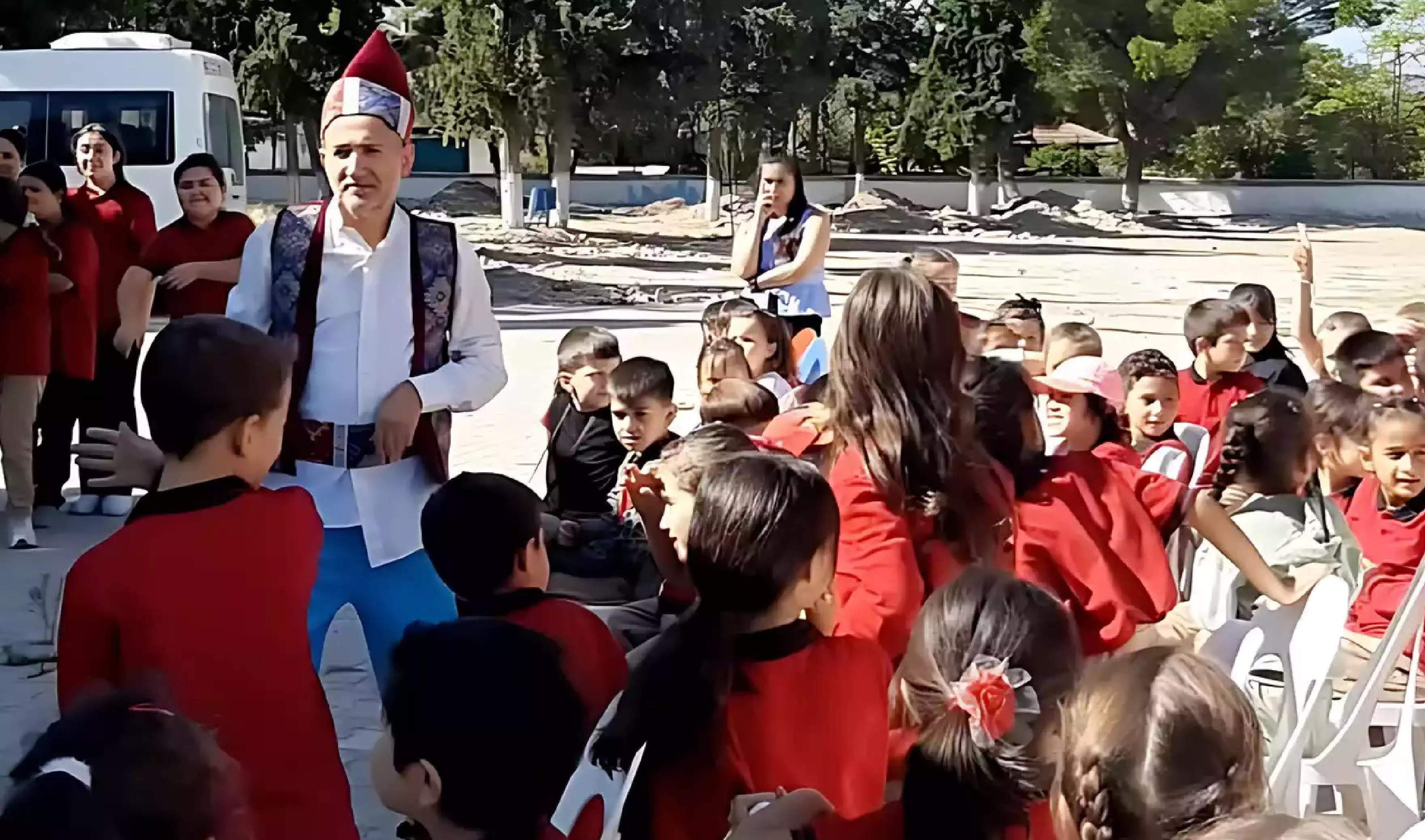Uşak Kültür Yolu’nda, Köylerimiz Tiyatro Gösterileriyle Buluşuyor