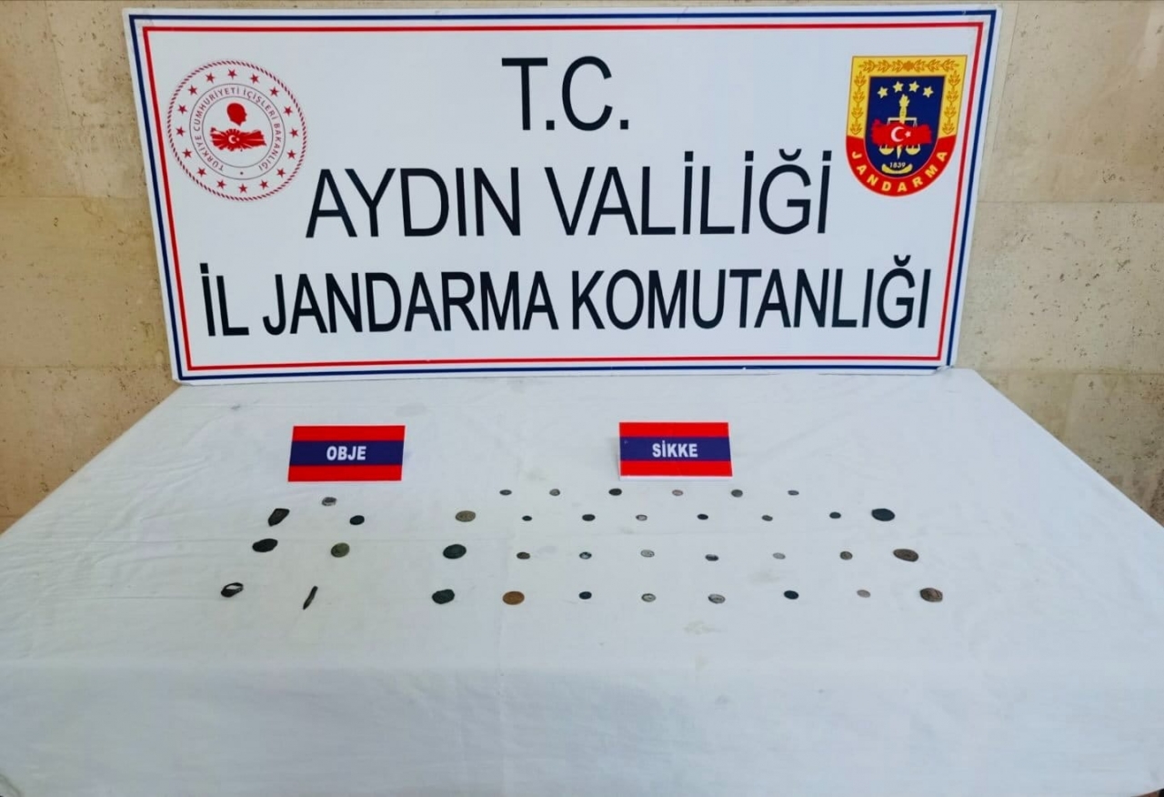 Aydın'da tarihi eser kaçakçılığı operasyonunda 2 şüpheli yakalandı