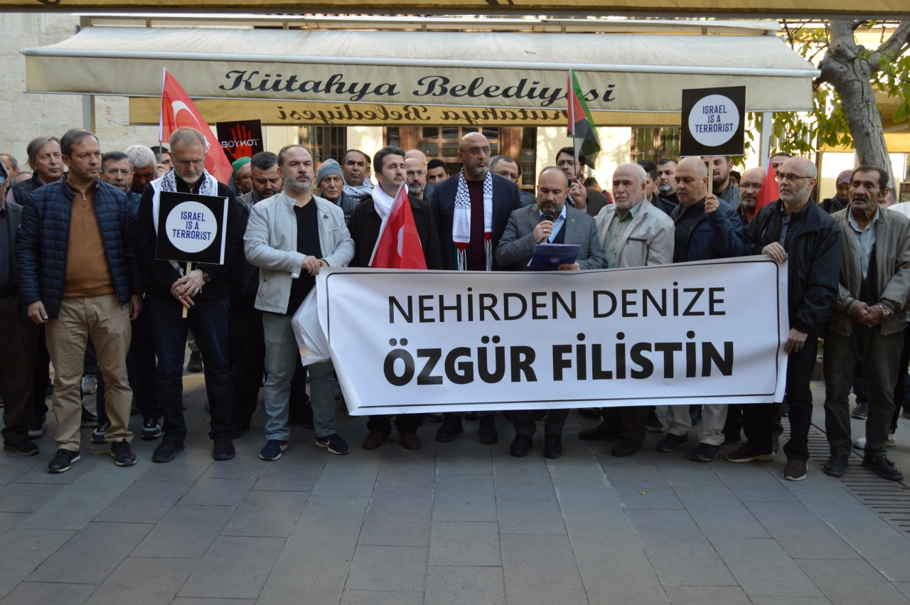 Kütahya’da Yahya Sinvar için gıyabi cenaze namazı kılındı