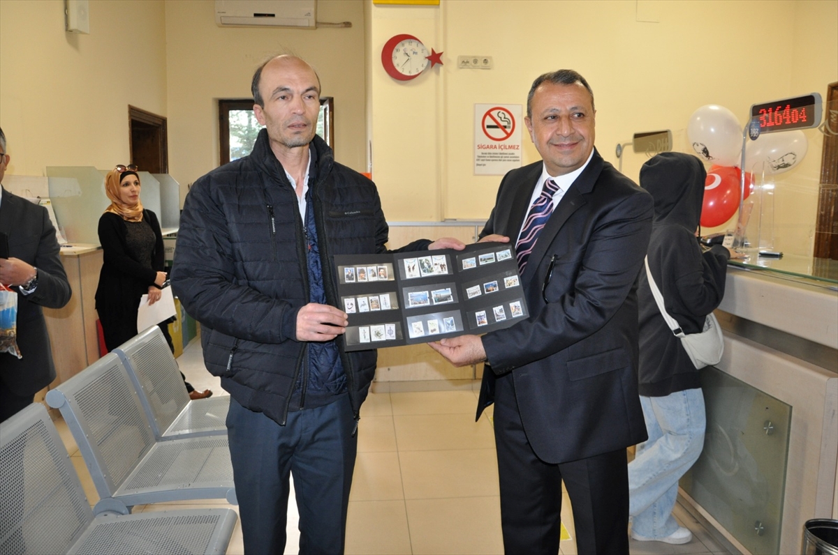 Afyonkarahisar'da PTT'nin  184. müşterisine hediye verildi