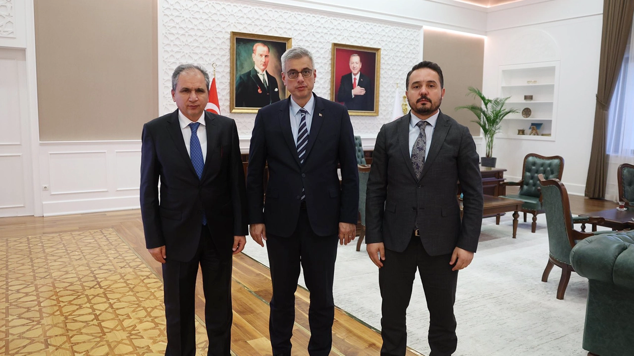 Uşak'a 10 Yeni Doktor Daha Atandı