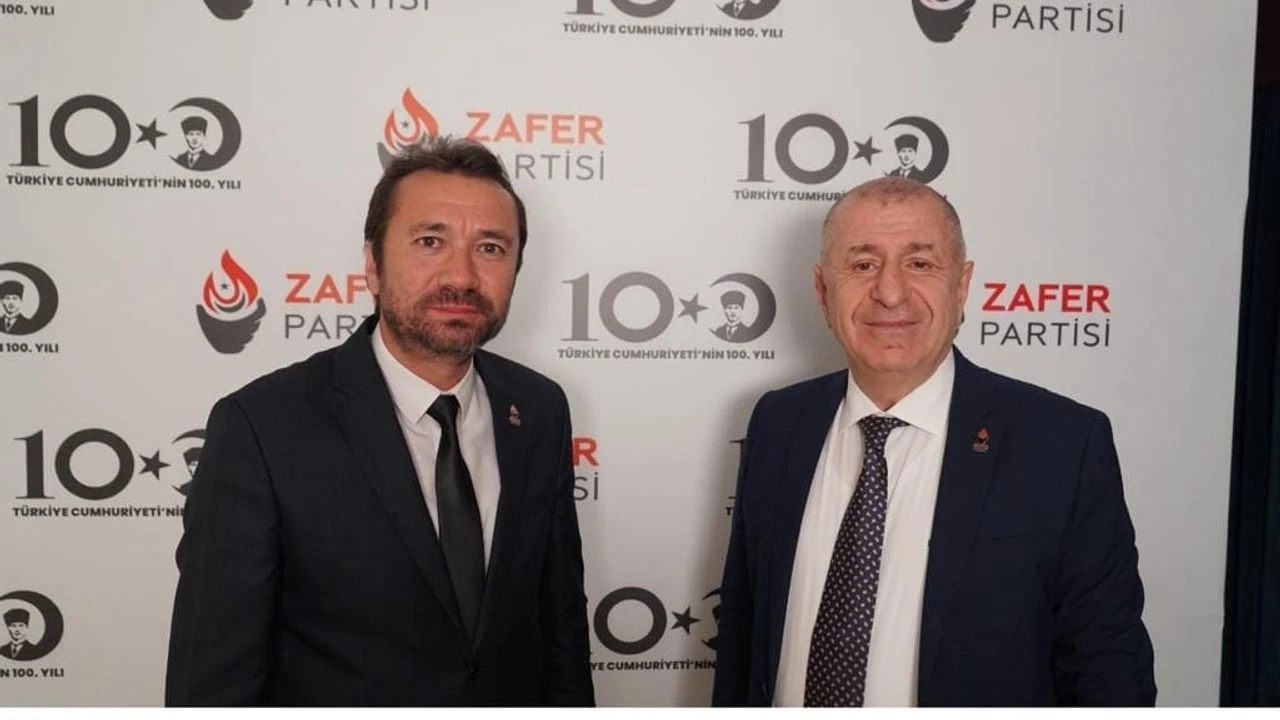 Hakan Savaş, Zafer Partisi Uşak İl Başkanlığı Görevinden İstifa Etti
