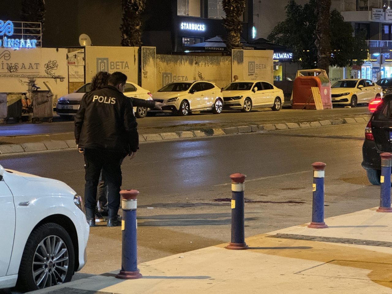 İzmir'de kavga ettiği kişiyi bıçakla yaralayan şüpheli tutuklandı
