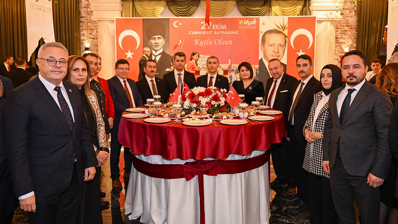 Uşak’ta Cumhuriyet Bayramı Resepsiyonu Düzenlendi